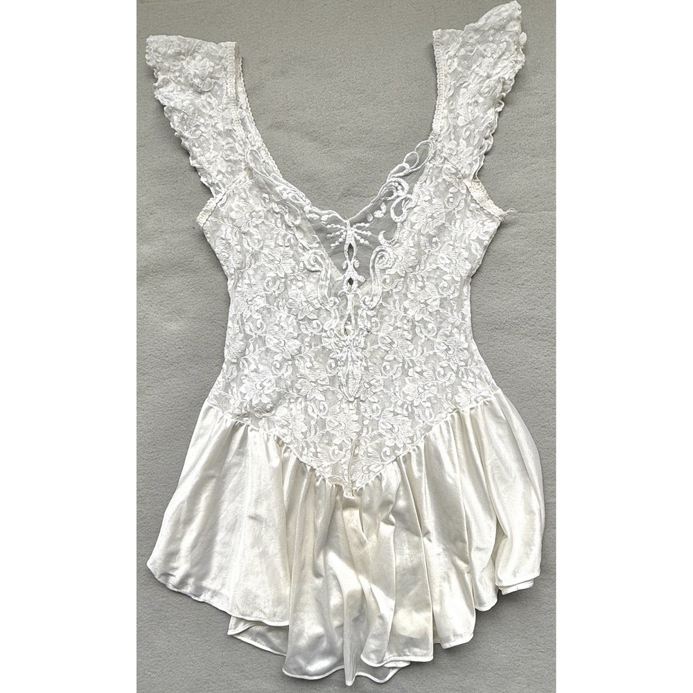 VTG Lace Delicates Coquette White Lace Satin Ballerina Babydoll Slip Lingerie L - Picture 3 of 16